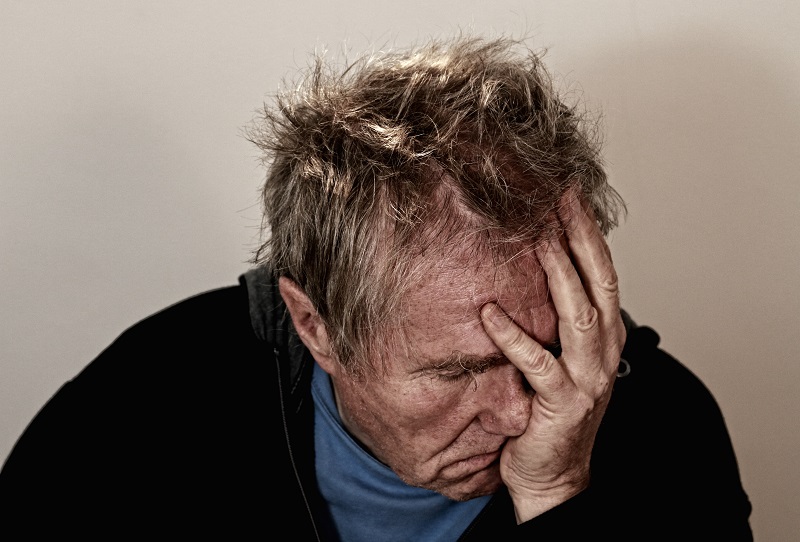Fünf Kopfschmerzen, die frontale Kopfschmerzen verursachen