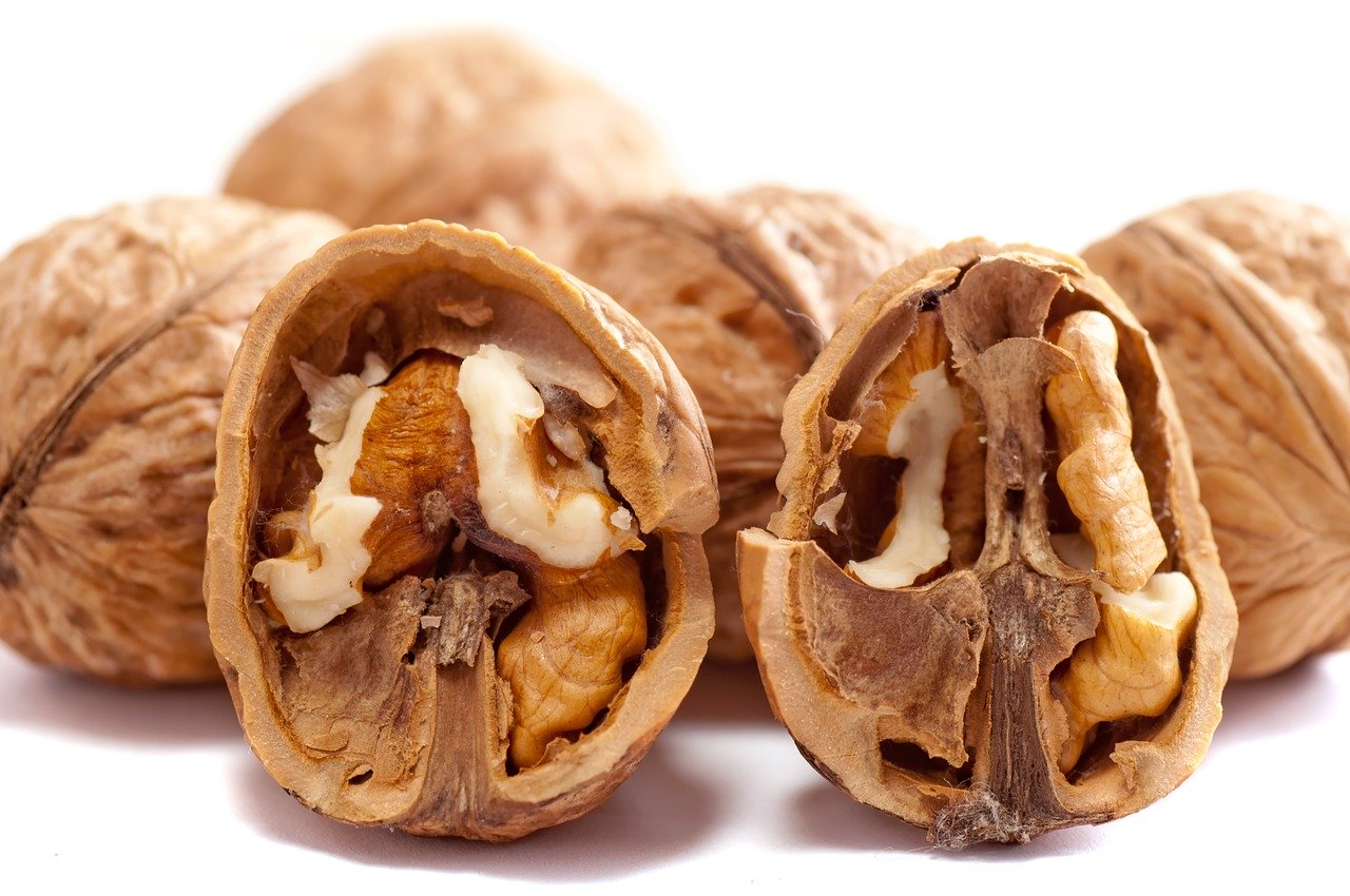 Walnussernährung hilft sowohl Ihrem Herzen als auch Ihrer Stimmung
