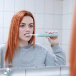 Elektrische Zahnbürste oder Handzahnbürste - Was ist besser?