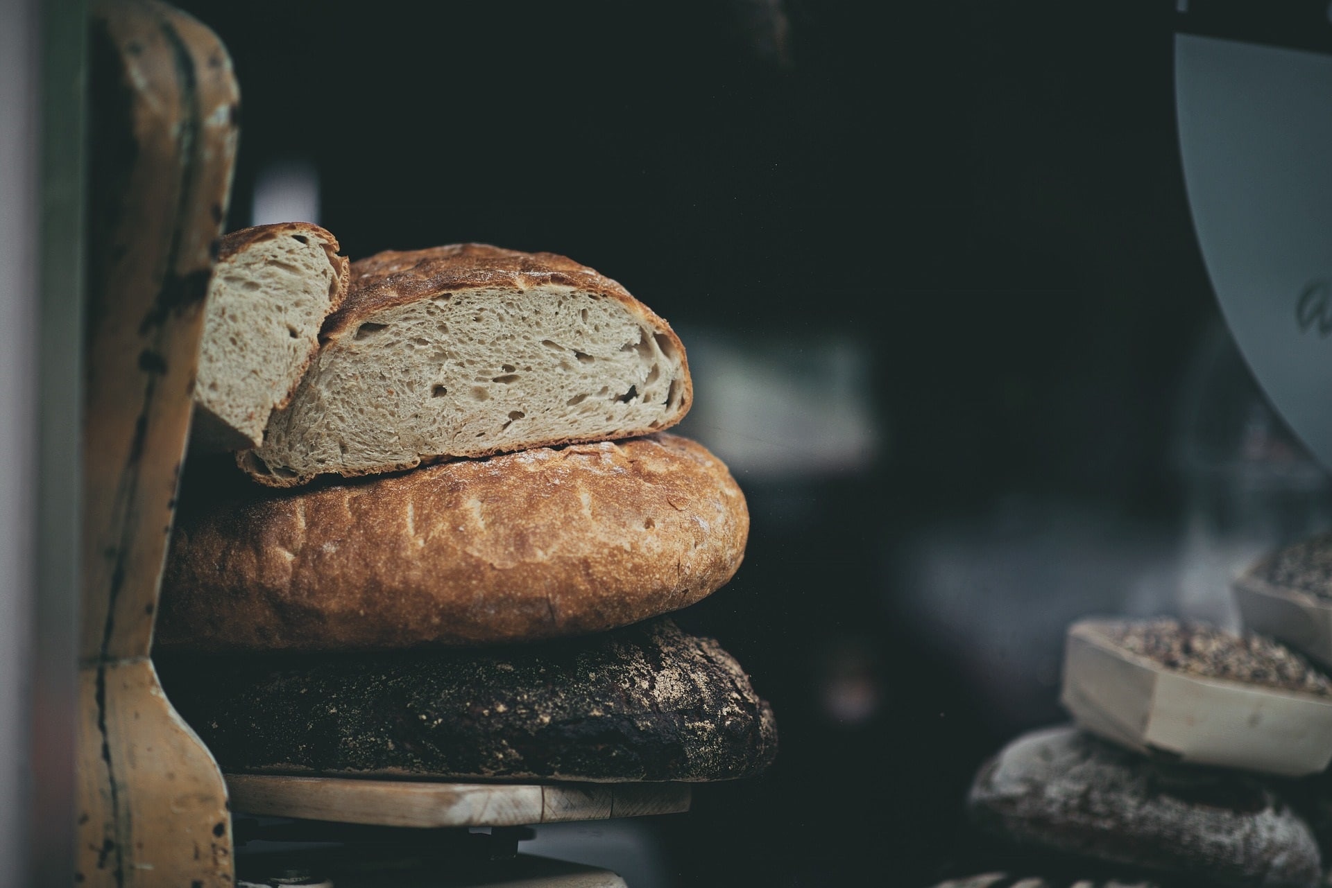 Warum ist Sauerteigbrot gut für Sie? Vorteile & Wirkung