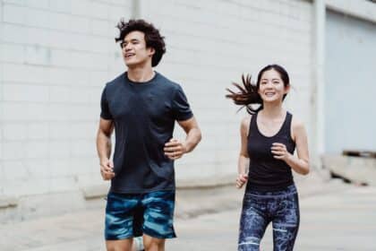 Die Forschung untersucht die optimale Tageszeit für Bewegung für Frauen und Männer