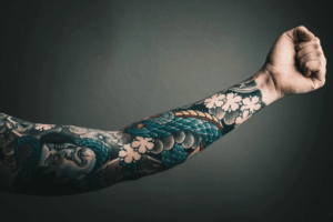 Gefährlich oder nicht: Wie giftig sind Tattoofarben wirklich?