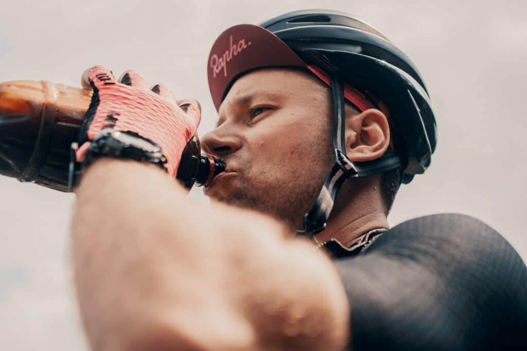 viktor-bystrov-mn7eTQFHNHc-unsplash » Medizin - Fitness - Ernährung Für Sport und Training besser stilles Wasser