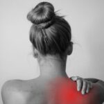 Schmerzen zwischen den Schulterblättern » Rhomboiden schuld?