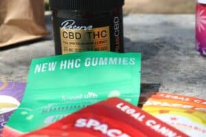 HHC im Vergleich zu THC - Wie gefährlich ist es?