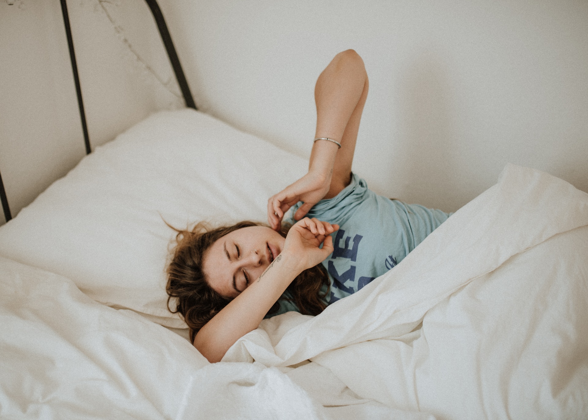 Schlafparalyse - Ursachen & Symptome der Schlaflähmung