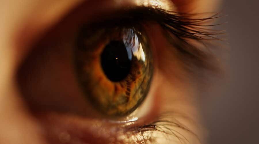 Druck auf den Augen: Ursachen von Augenschmerzen