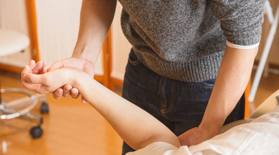 Symptome, Ursachen und Behandlung einer Sehnenentzündung