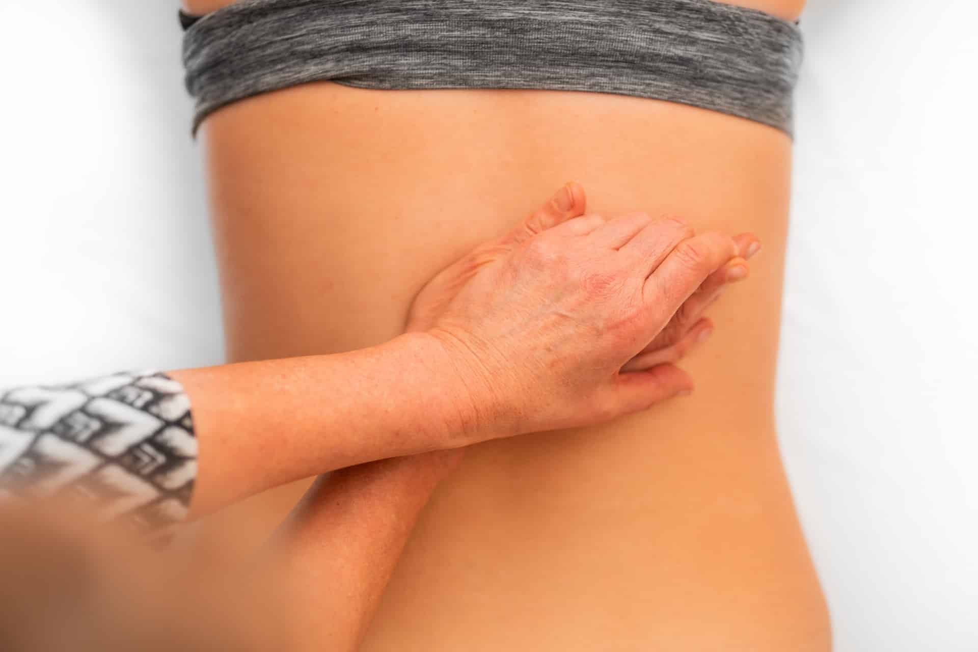 Auswirkungen der Massagetherapie auf Muskelschmerzen und Entspannung