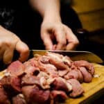 Carnivore-Diät: Gesund vs. gefährlich, nur Fleisch zu essen?